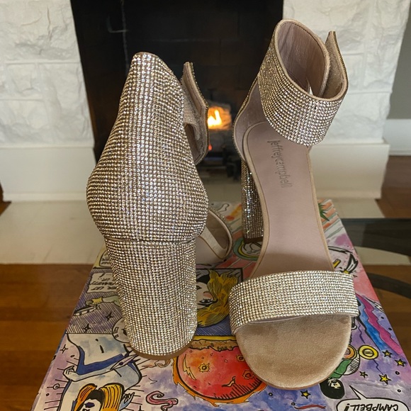 Jeffrey Campbell Lindsay Heel 7.5 - Picture 2 of 9